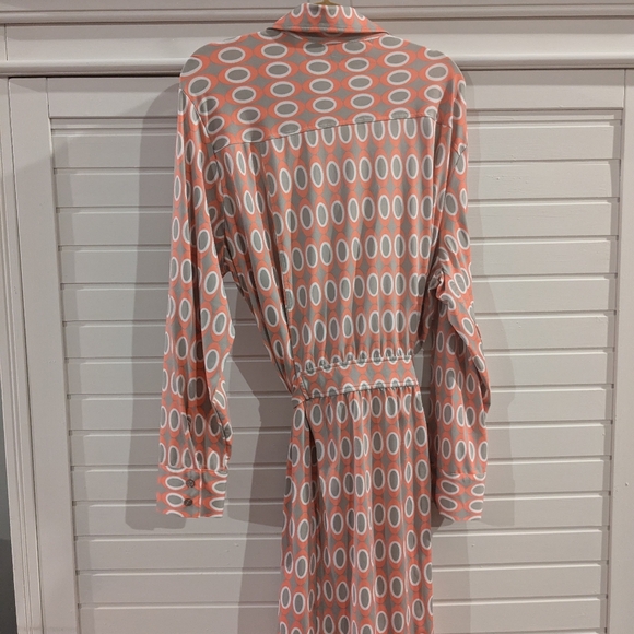 Beautiful retro looking dress - Picture 2 of 2